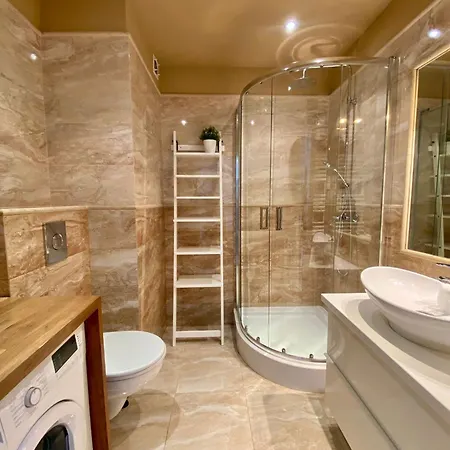 Apartament Manggha *